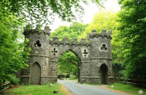 The_Barbican_Gate,_Tollymore_forest_-_geograph.org.uk_-_805119